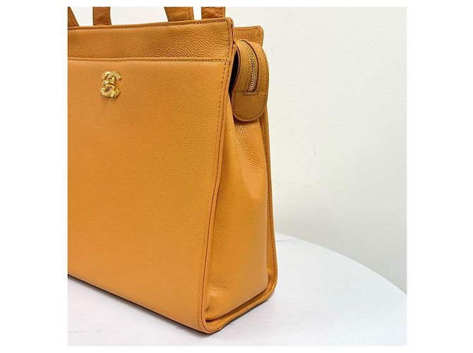 Chanel Borsa a tracolla in pelle caviar - vista 10