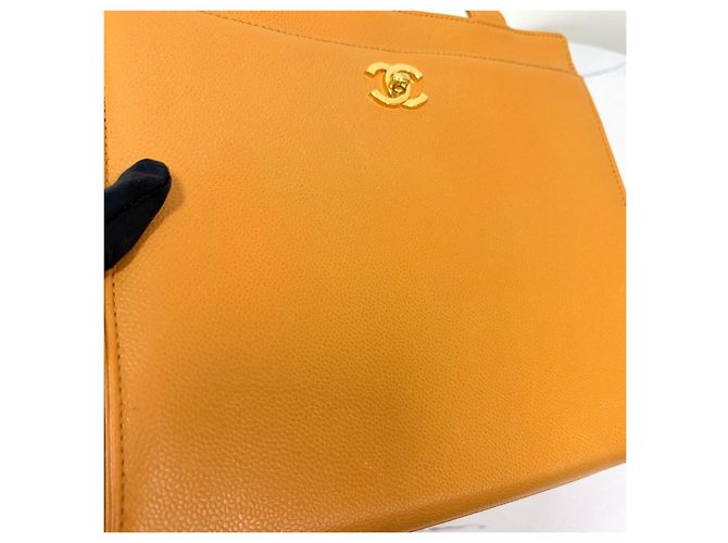 Chanel Borsa a tracolla in pelle caviar - vista 9