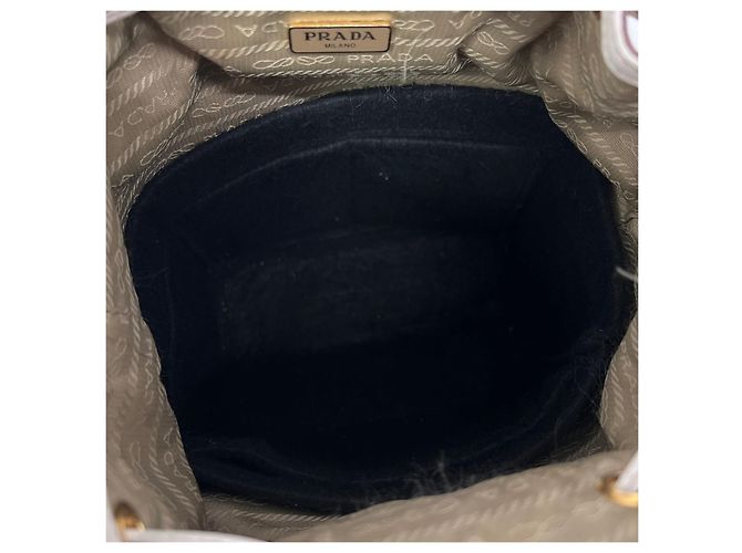 Prada Borsa Bucket Crossbody in Jacquard Logo - vista 11