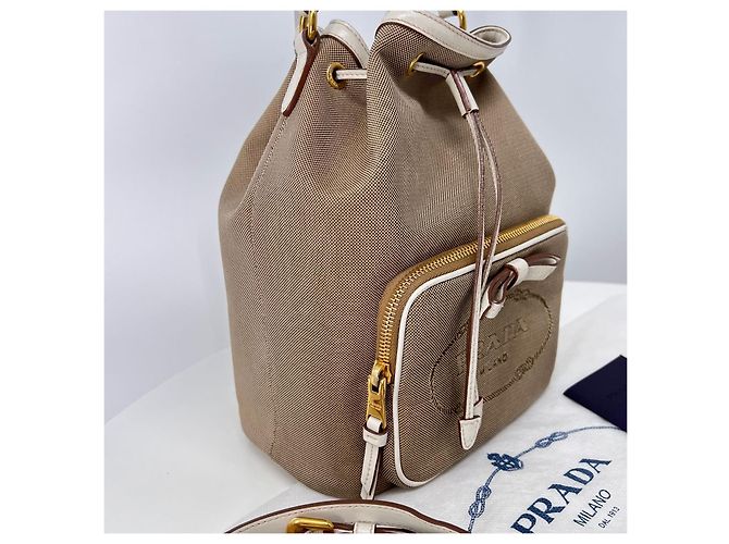 Prada Borsa Bucket Crossbody in Jacquard Logo - vista 7
