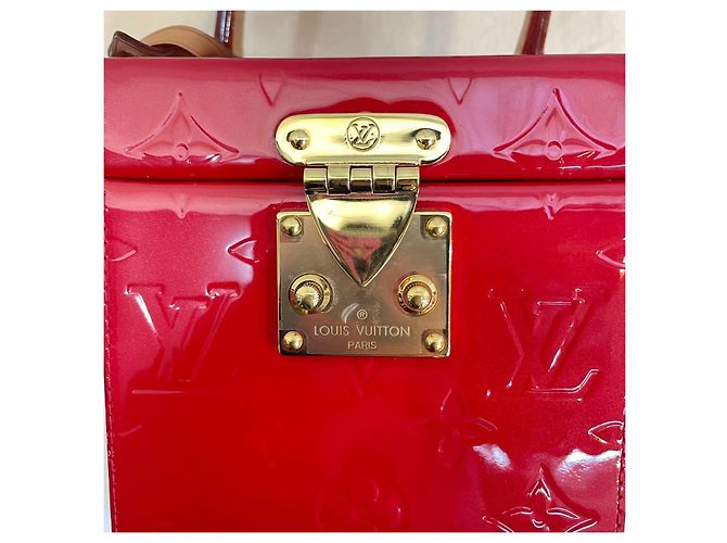 Louis Vuitton Borsa a Tracolla Mini Vernis Red Bleecker Box Bag - vista 5