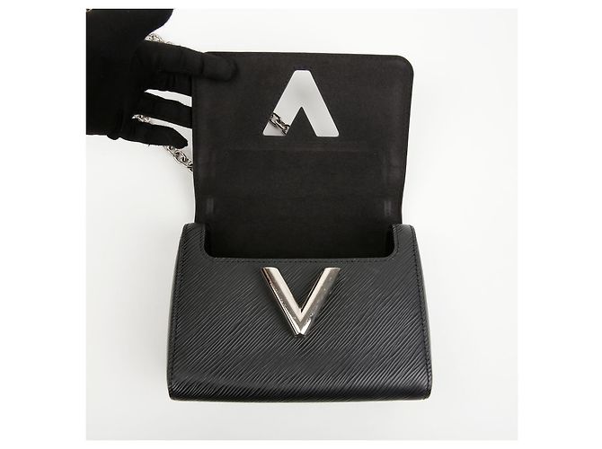 Louis Vuitton Borsa a Tracolla Twist Chain Nera - vista 10
