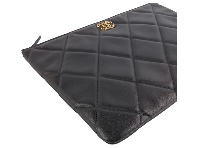 Chanel Clutch Nineteen in pelle di agnello con tasca Large - vista 5