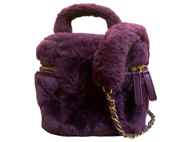Chanel Handtasche 2021 Small Quilted Shearling Vanity Case - Ansicht 4