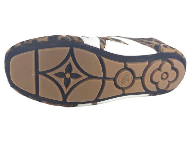 Sneakers Louis Vuitton leopardate in pelle - vista 6