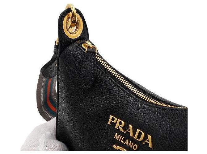 Prada Borsa a tracolla Hobo con logo dorato - vista 8