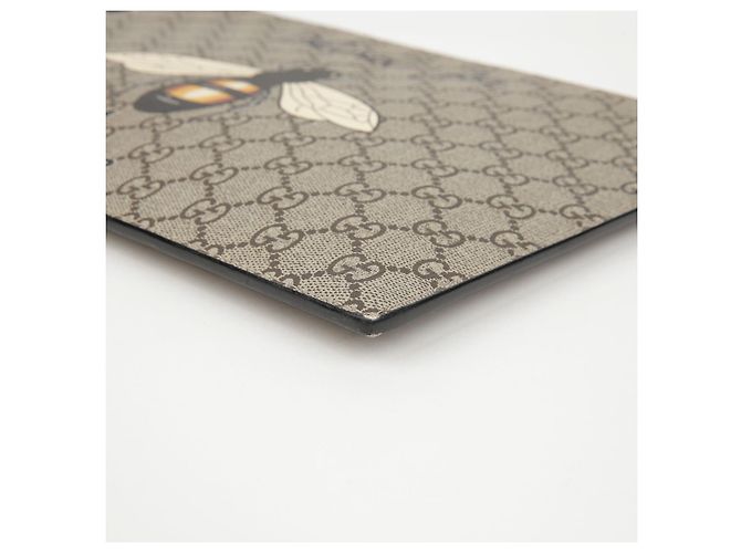 Gucci Pouch con tracolla GG Supreme Bestiary Bee Print - vista 7