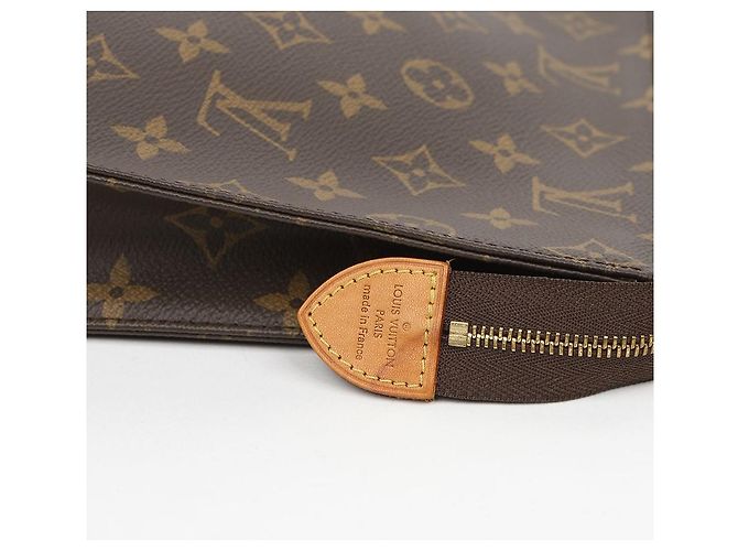 Louis Vuitton Clutch Toiletry Monogram Canvas - vista 4