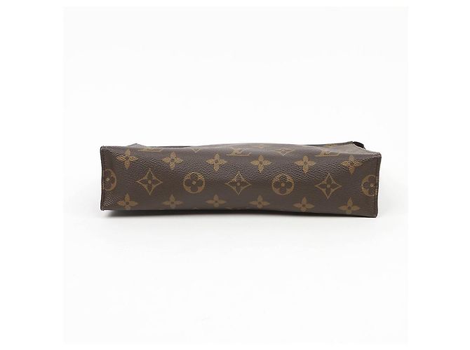 Louis Vuitton Clutch Toiletry Monogram Canvas - vista 5