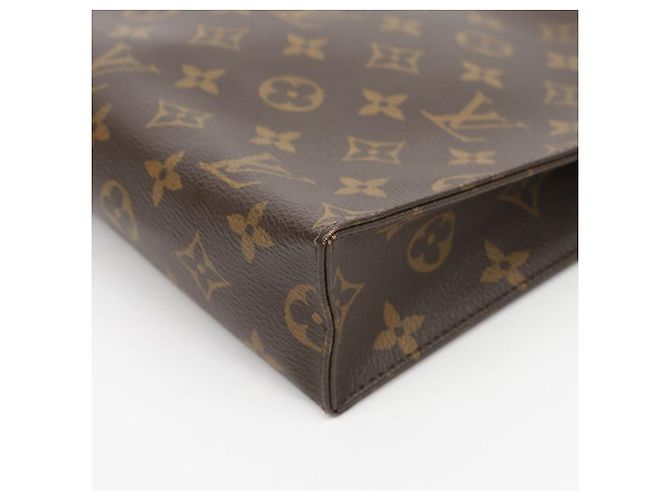 Louis Vuitton Clutch Toiletry Monogram Canvas - vista 6