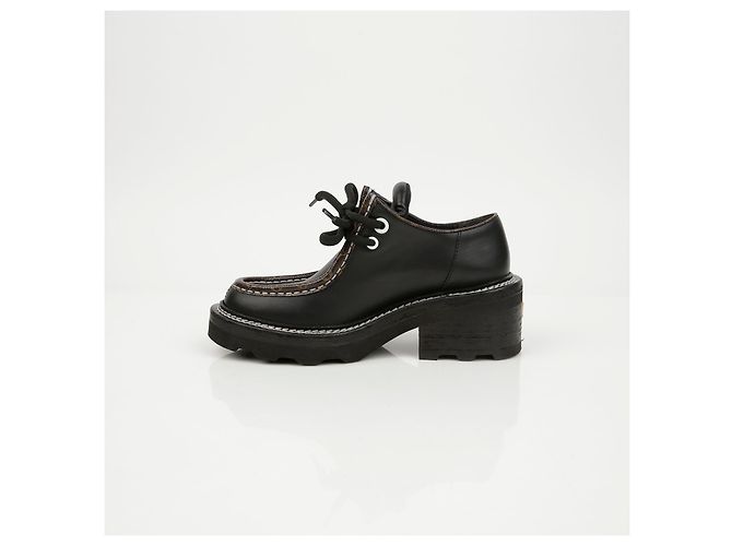 Louis Vuitton Bovr Flat Derby in pelle marrone - vista 11