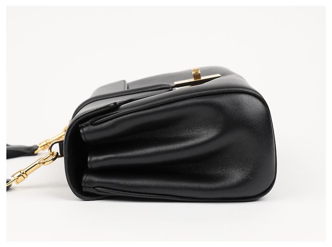 Céline Borsa a tracolla in vitello liscio, morbido e sottile da donna - Nero - vista 5