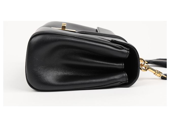 Céline Borsa a tracolla in vitello liscio, morbido e sottile da donna - Nero - vista 6