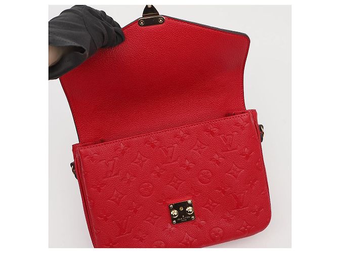 Louis Vuitton Borsa a tracolla Pochette Metis Monogram Empreinte - vista 8