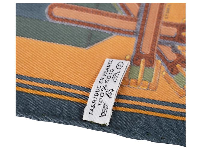Foulard Gavroche Hermès "Les Sangles" Di Hermès - vista 5