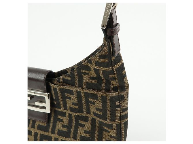 FENDI Borsa a spalla e a mano in pelle e tela Zucca Nero e Marrone 26569 - vista 15