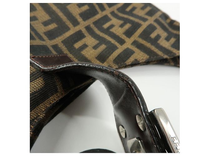 FENDI Borsa a spalla e a mano in pelle e tela Zucca Nero e Marrone 26569 - vista 18
