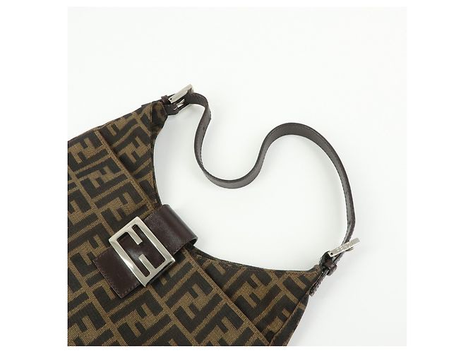 FENDI Borsa a spalla e a mano in pelle e tela Zucca Nero e Marrone 26569 - vista 6