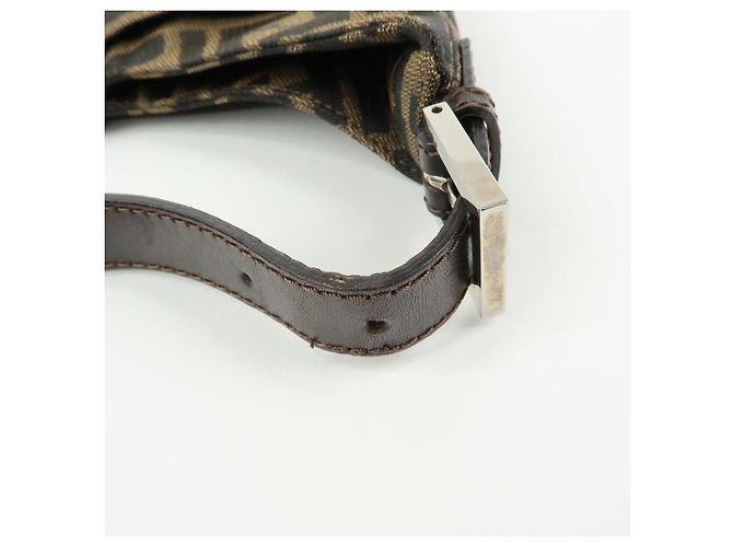 FENDI Borsa a spalla e a mano in pelle e tela Zucca Nero e Marrone 26569 - vista 7