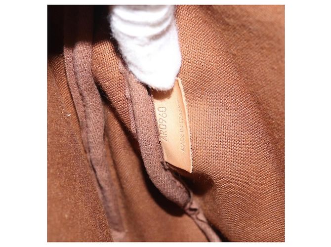 Louis Vuitton Saumur Monogram Canvas 30 - Ansicht 7
