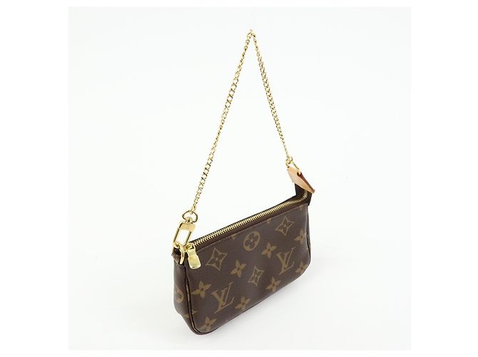 Louis Vuitton Pochette Accessoires Monogram Canvas Mini - vista 4