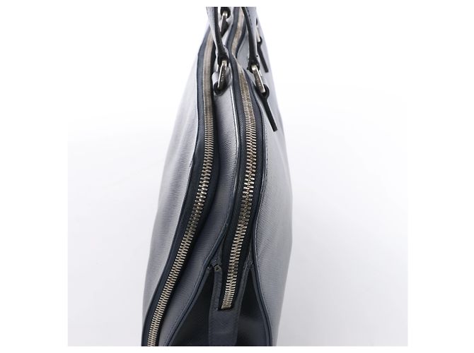 Borsa porta documenti Prada in pelle Saffiano blu navy - vista 4