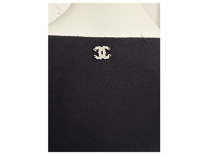 Top Chanel preto de viscose e elastano com detalhe de laço - vista 16