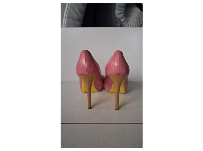 Décolleté peep-toe in pelle rosa Versace - vista 2