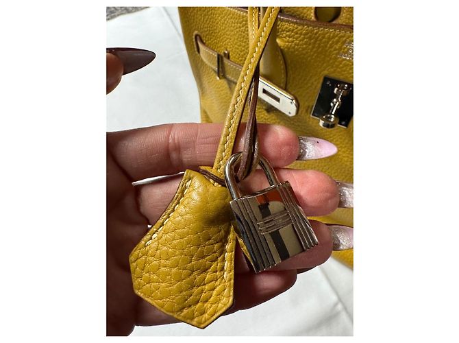 Hermès Birkin 30 Borsa in Pelle Grana Gialla - vista 5