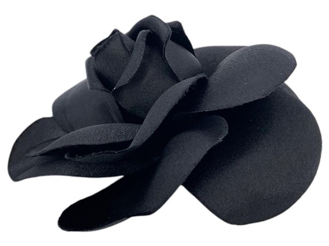Chanel Spilla vintage a fiore di camelia in raso nero - vista 6