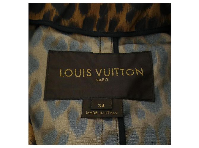 Abrigo Louis Vuitton Marrón de Tela - vista 4