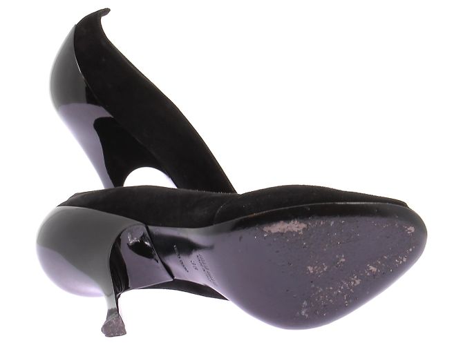 Miu Miu Décolleté in camoscio nero - vista 7
