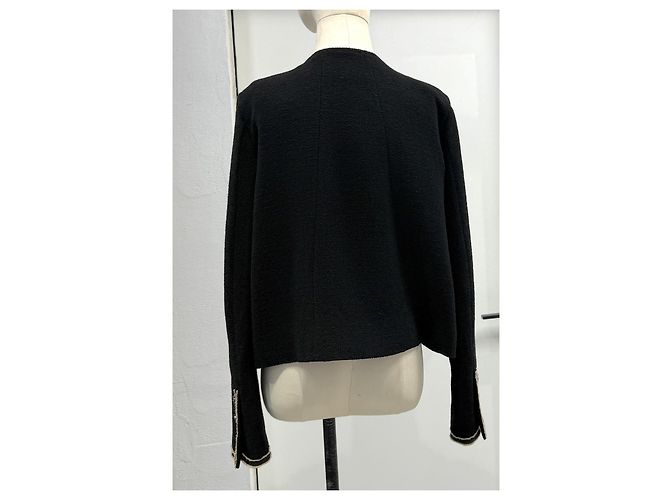 Chanel Cropped Jacke aus schwarzer Wolle - Ansicht 6