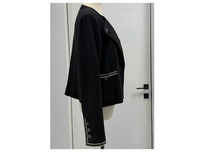 Chanel Cropped Jacke aus schwarzer Wolle - Ansicht 7