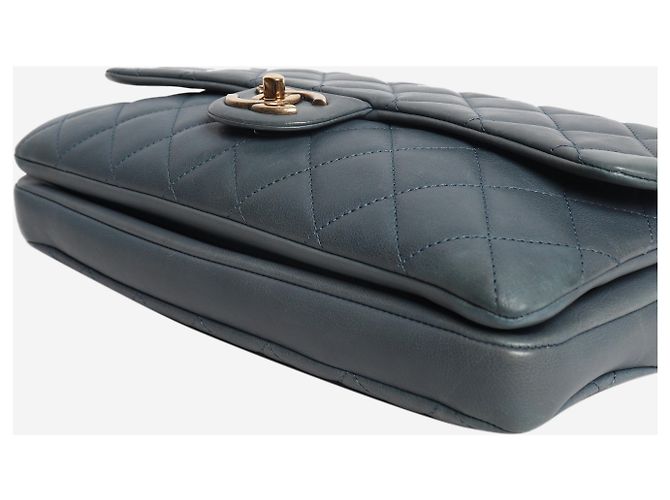 Chanel Bolsa de ombro com aba acolchoada em couro azul 2012 - vista 5