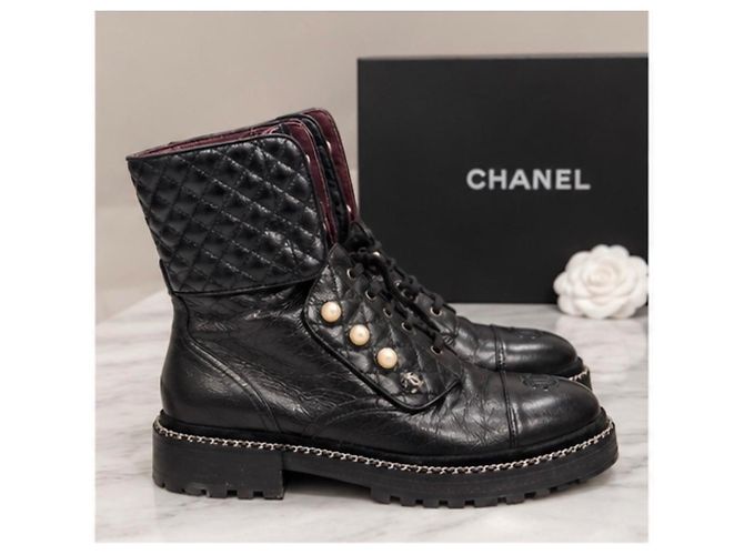 Chanel Stivaletti in Pelle Nera Perle Perle - vista 2
