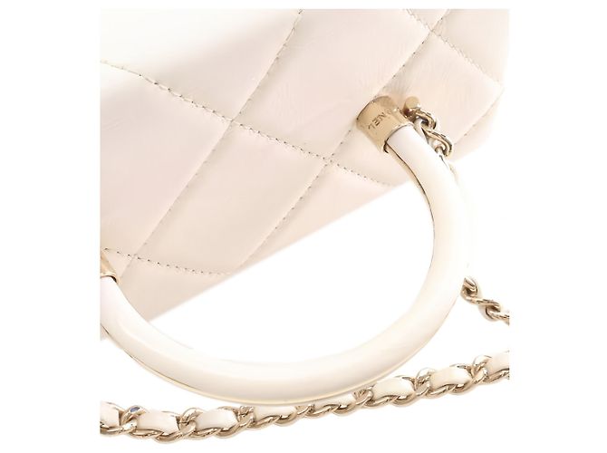 Chanel Vanity Case Small CC in Pelle di Vitello Matelassé Bianca con Top Handle - vista 12
