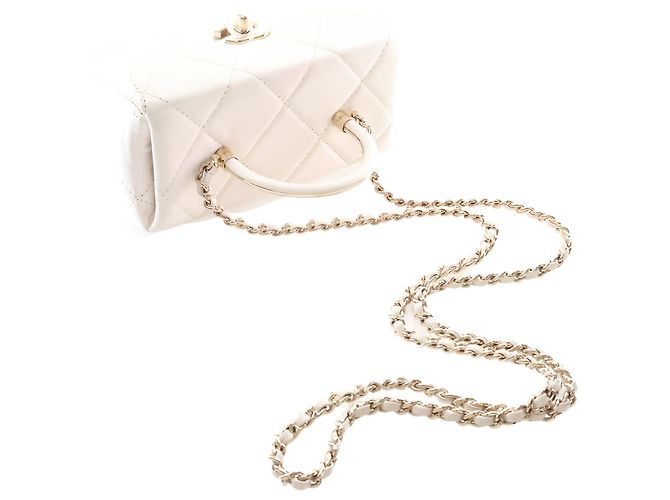 Chanel Vanity Case Small CC in Pelle di Vitello Matelassé Bianca con Top Handle - vista 15