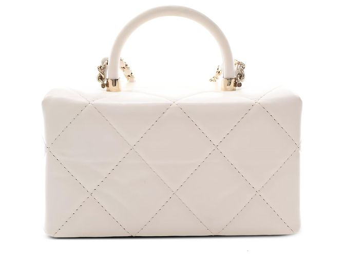 Chanel Vanity Case Small CC in Pelle di Vitello Matelassé Bianca con Top Handle - vista 2