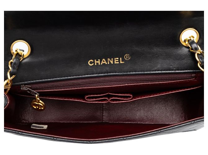 Chanel Black CC Quilted Lambskin Full Single Flap - vista 4