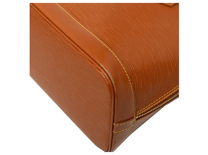 Louis Vuitton Brown Epi Alma PM - vista 8