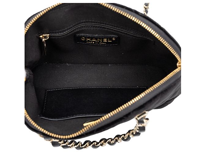 Clutch Coco in velluto matelassé nero Chanel con catena - vista 4