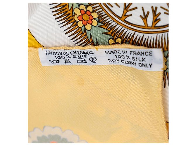 Hermès White Decoupages Seidentuch 90 - Ansicht 7