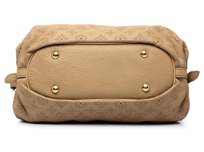 Louis Vuitton Beige Monogram Mahina XS - vista 3