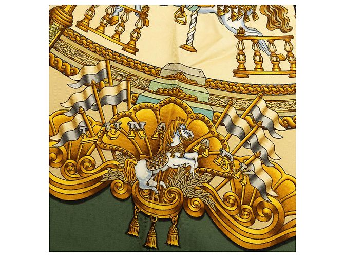 Hermès Beige Luna Park Seidentuch 90 - Ansicht 5
