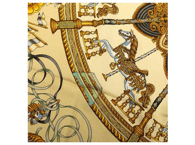 Hermès Beige Luna Park Seidentuch 90 - Ansicht 8
