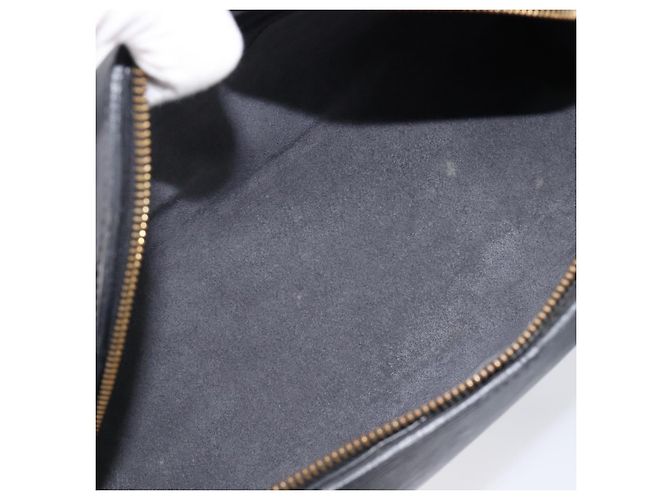 Louis Vuitton Soufflot Epi Leather MM - vista 5