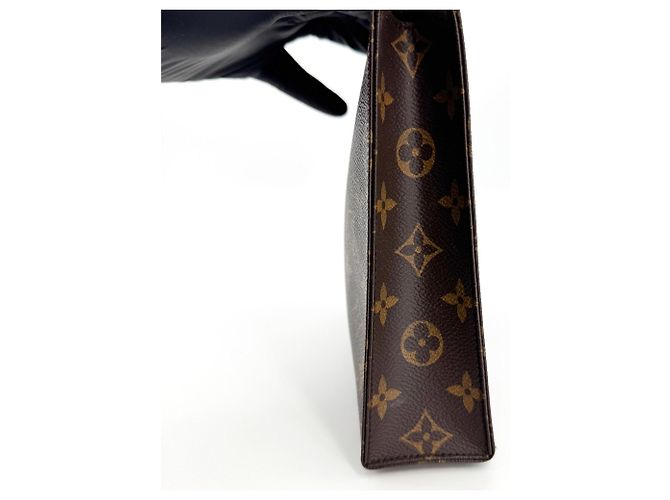 Necessaire Louis Vuitton Monogram Canvas 26 - vista 4