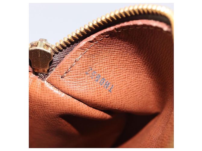 Louis Vuitton Papillon Monogram Canvas 26 - vista 7