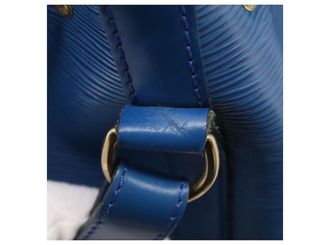 Louis Vuitton Noe Epi Leather Large - vista 7